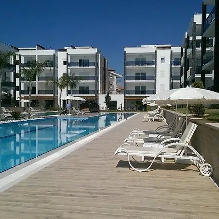 Felicia Apartment